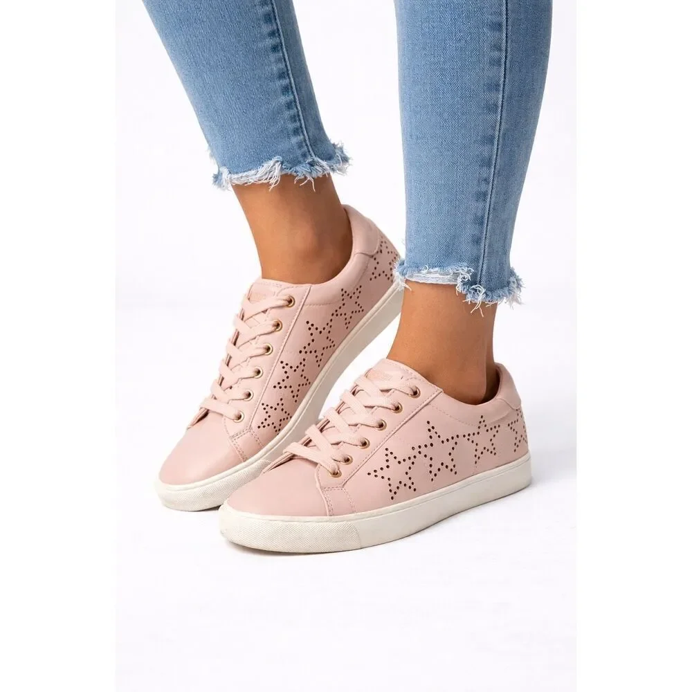 G by GUESS Mollie Blush Pink Star Cutout Sneakers Women’s 9M Lace Up